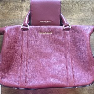 Michael Kors Handbag with matching Wallet